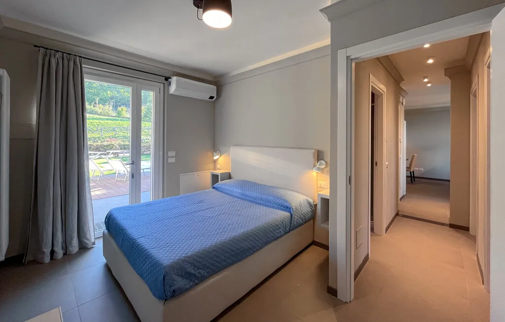 villa-ninfa-camera-matrimoniale