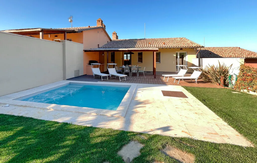 villa-ninfa-magione-piscina-1